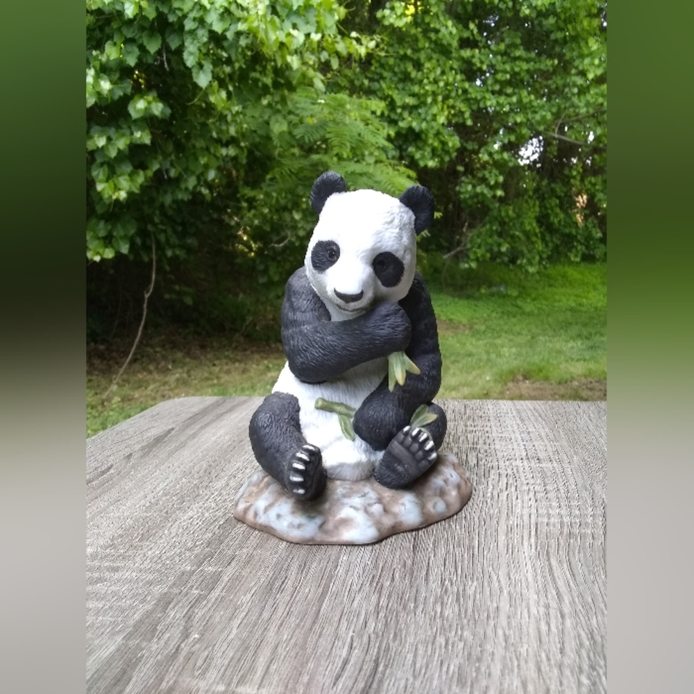 Panda ❤️❤️Lovers❤️🤍❤️🖤Art Figurene